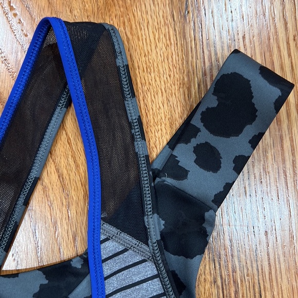 Striped / Cheetah Print Lululemon Tank Top - Picture 4 of 4